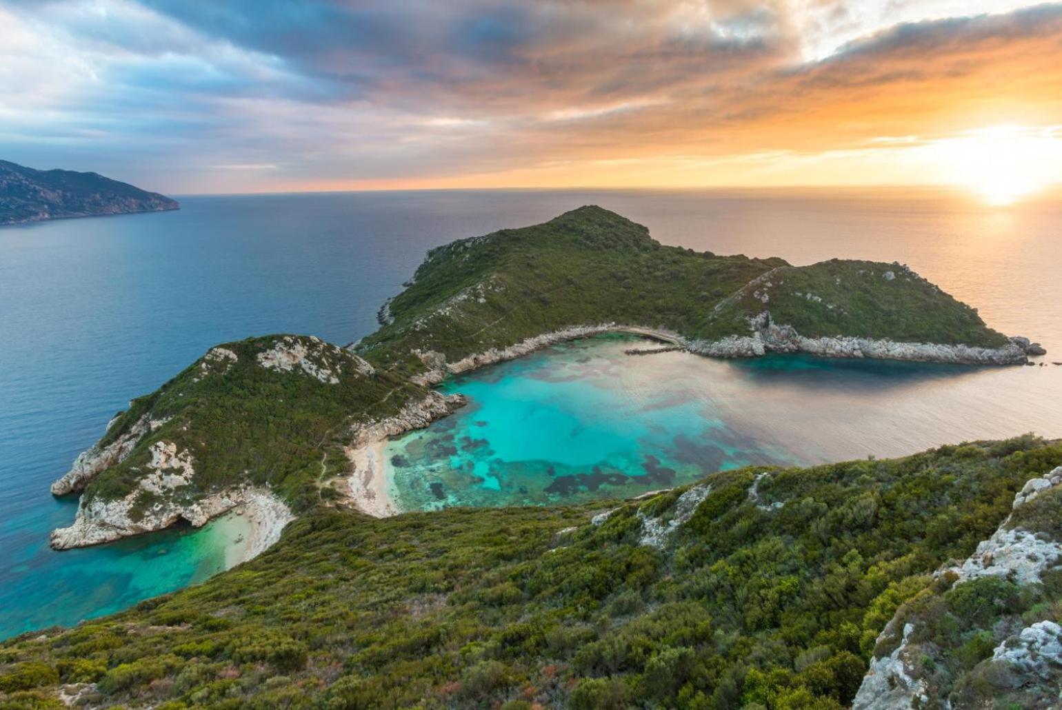 Villa Georgios Vigglatouri Bagian luar foto